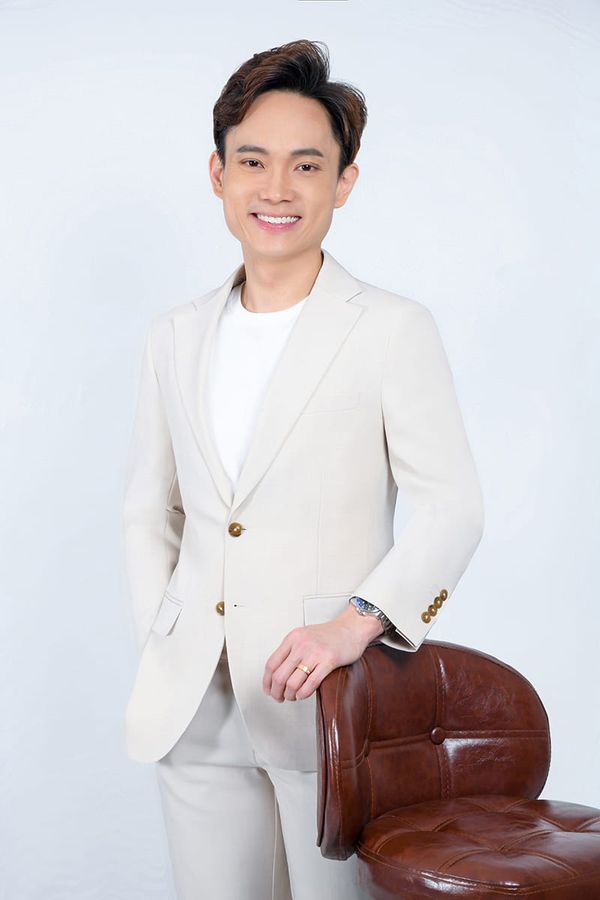 Jerry Poh, Singapore property agent with Huttons Asia